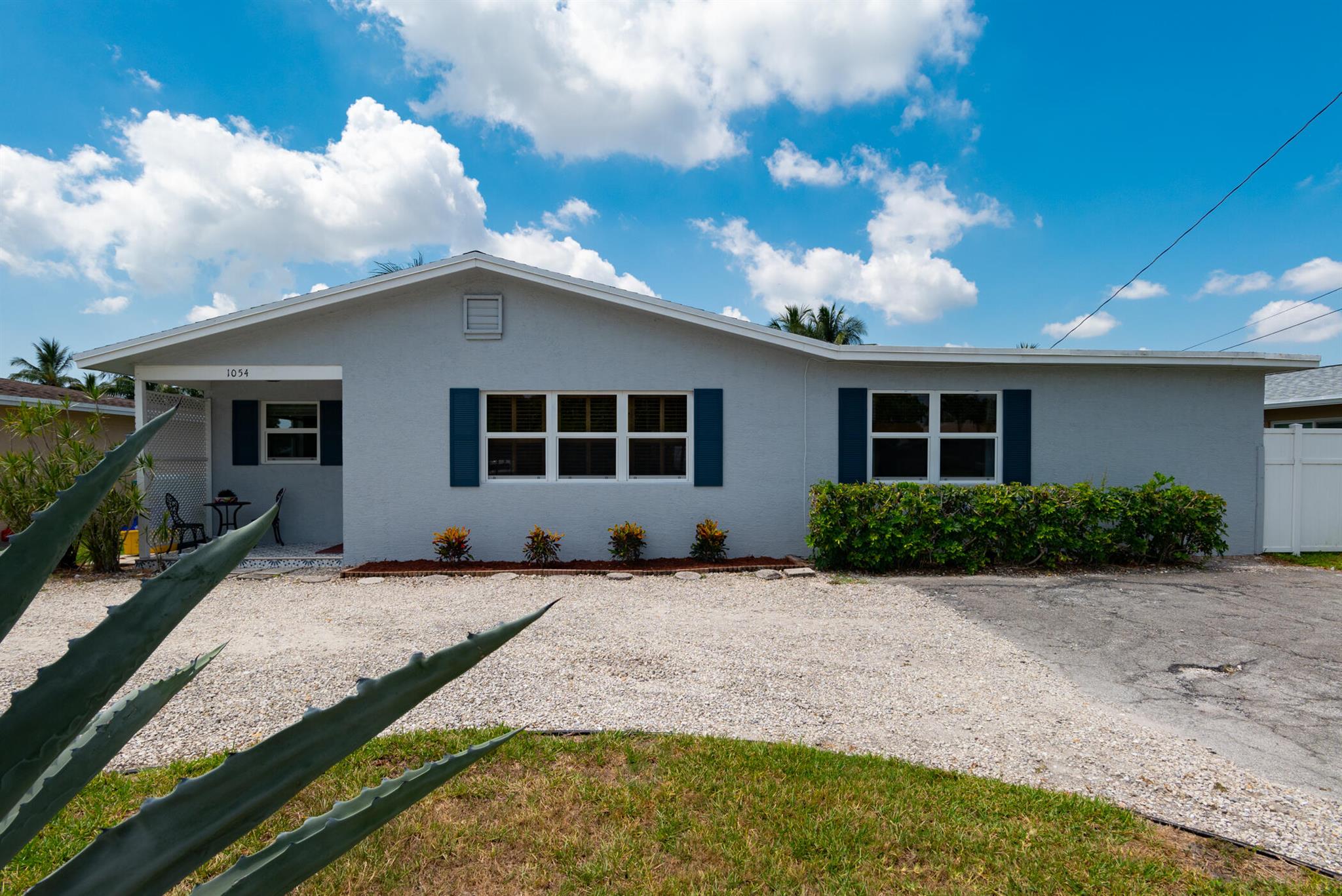 VENETIAN PARK - Residential