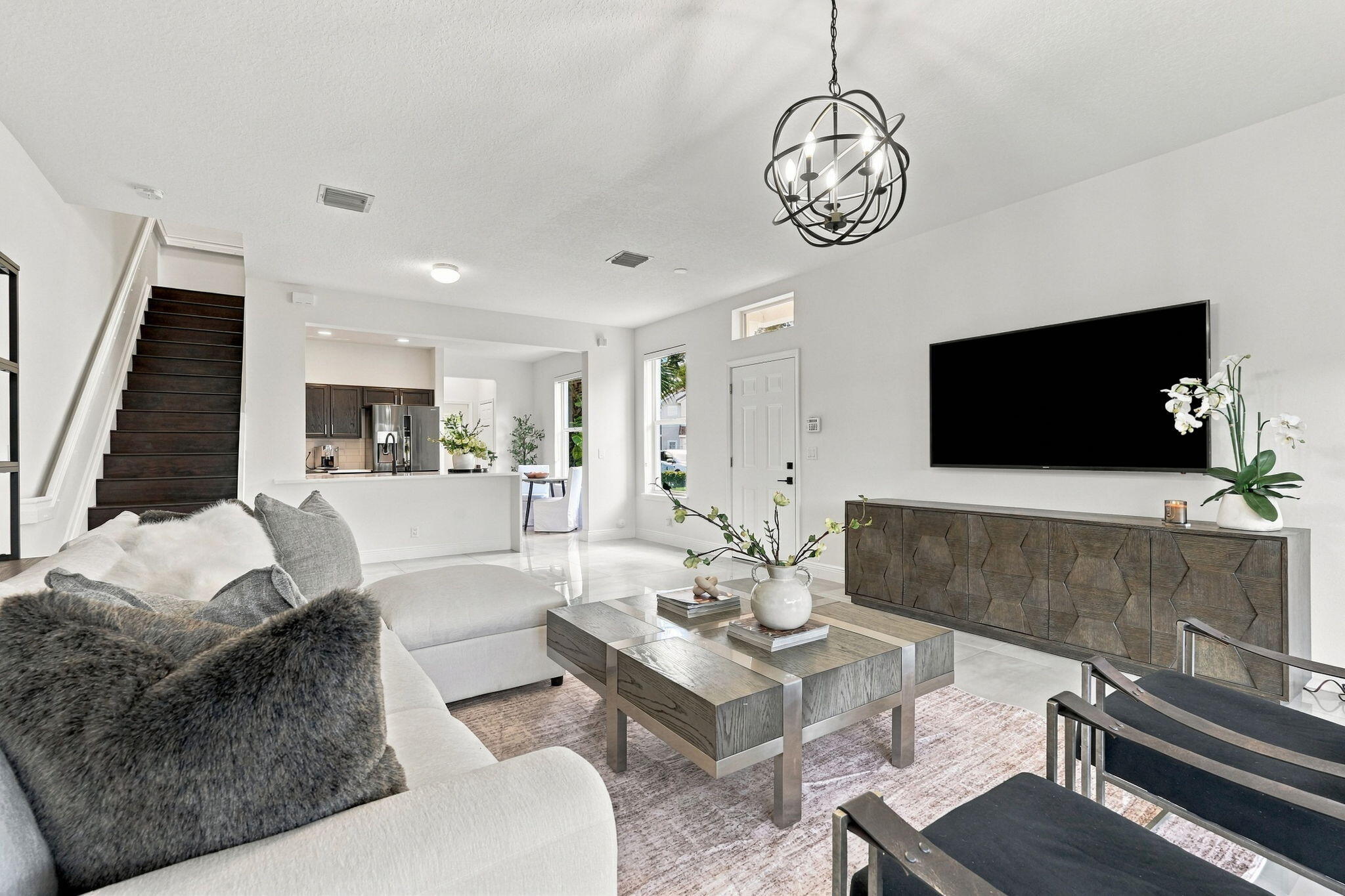 1086 WOODFIELD Road