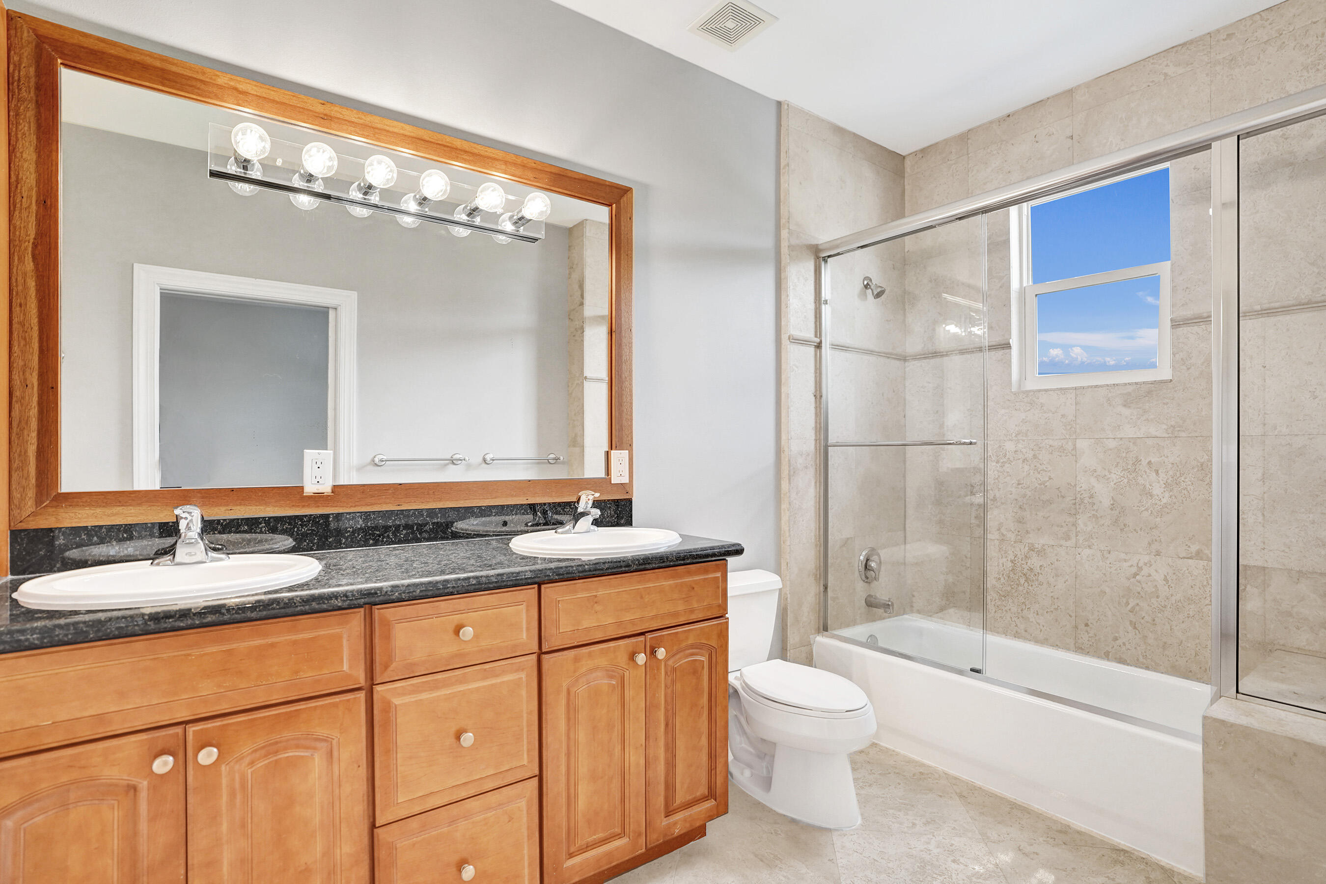 VINIK NO 2 - Residential