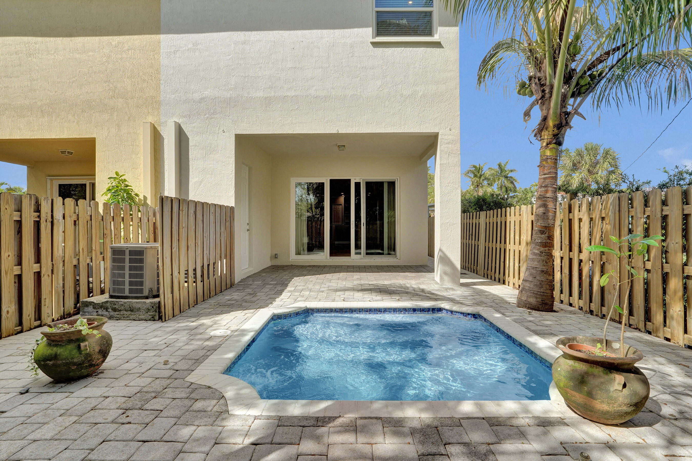 VINIK NO 2 - Residential