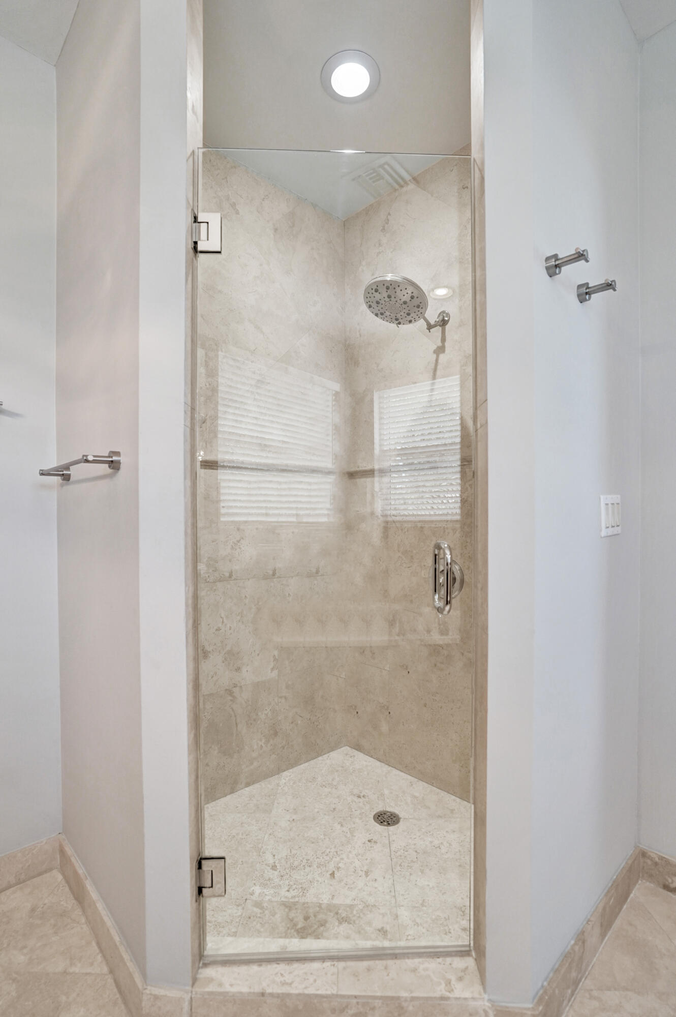 VINIK NO 2 - Residential