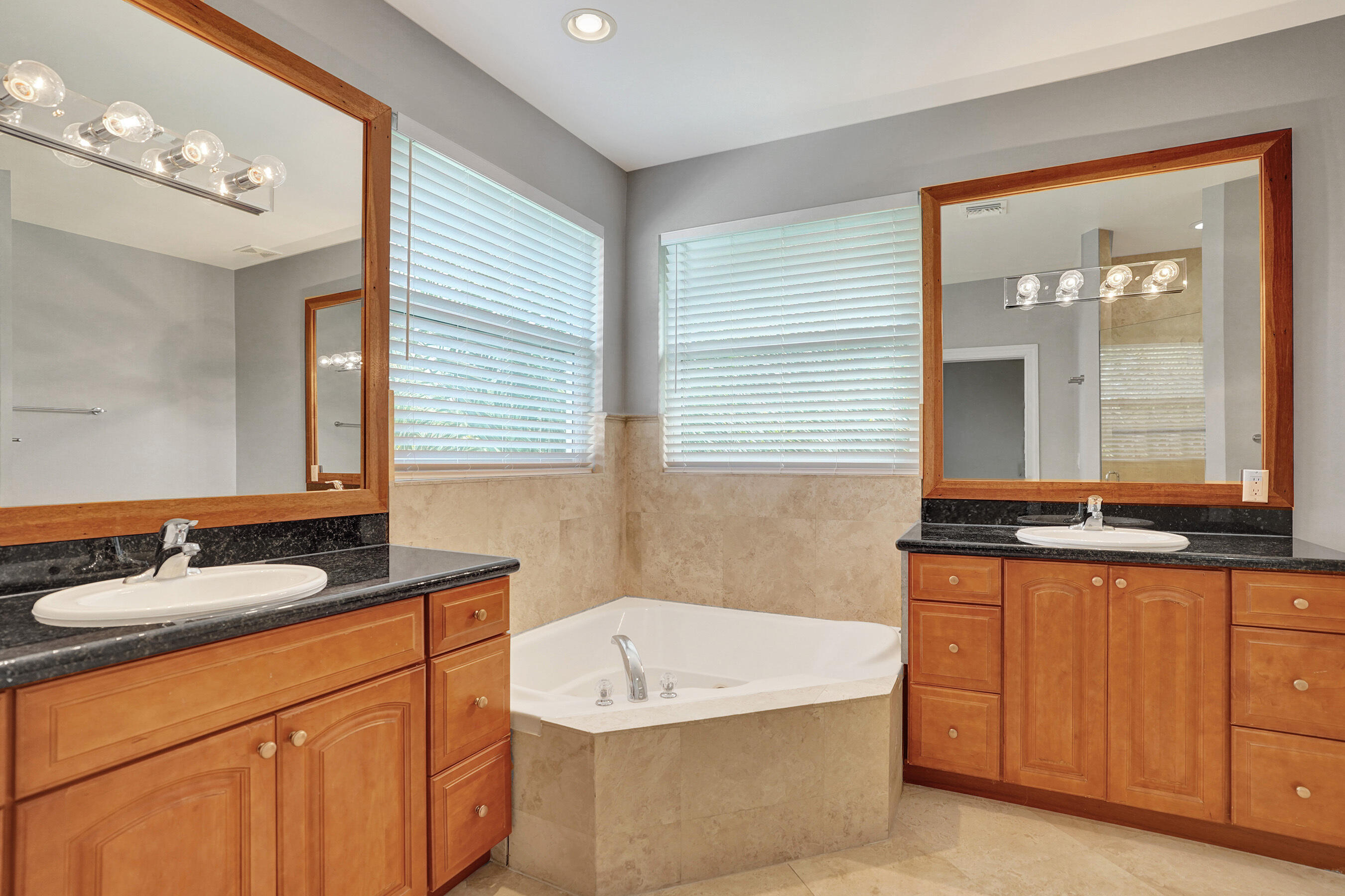 VINIK NO 2 - Residential