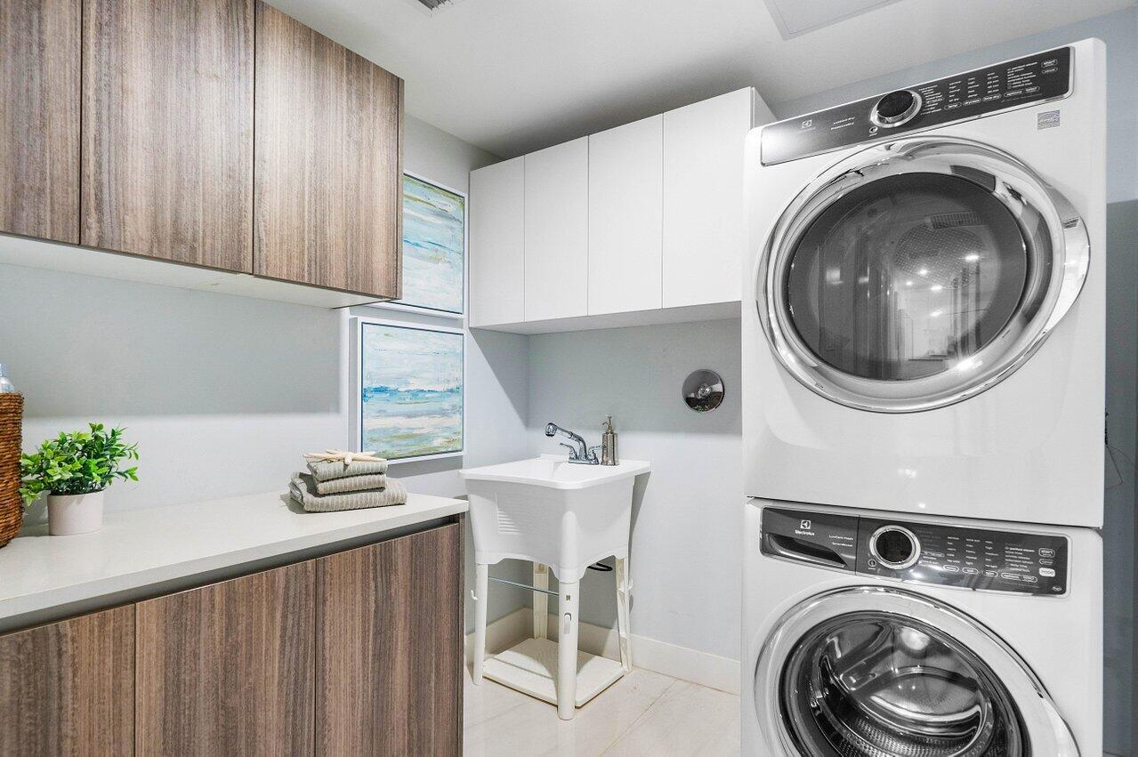 SABBIA BEACH CONDO - Residential