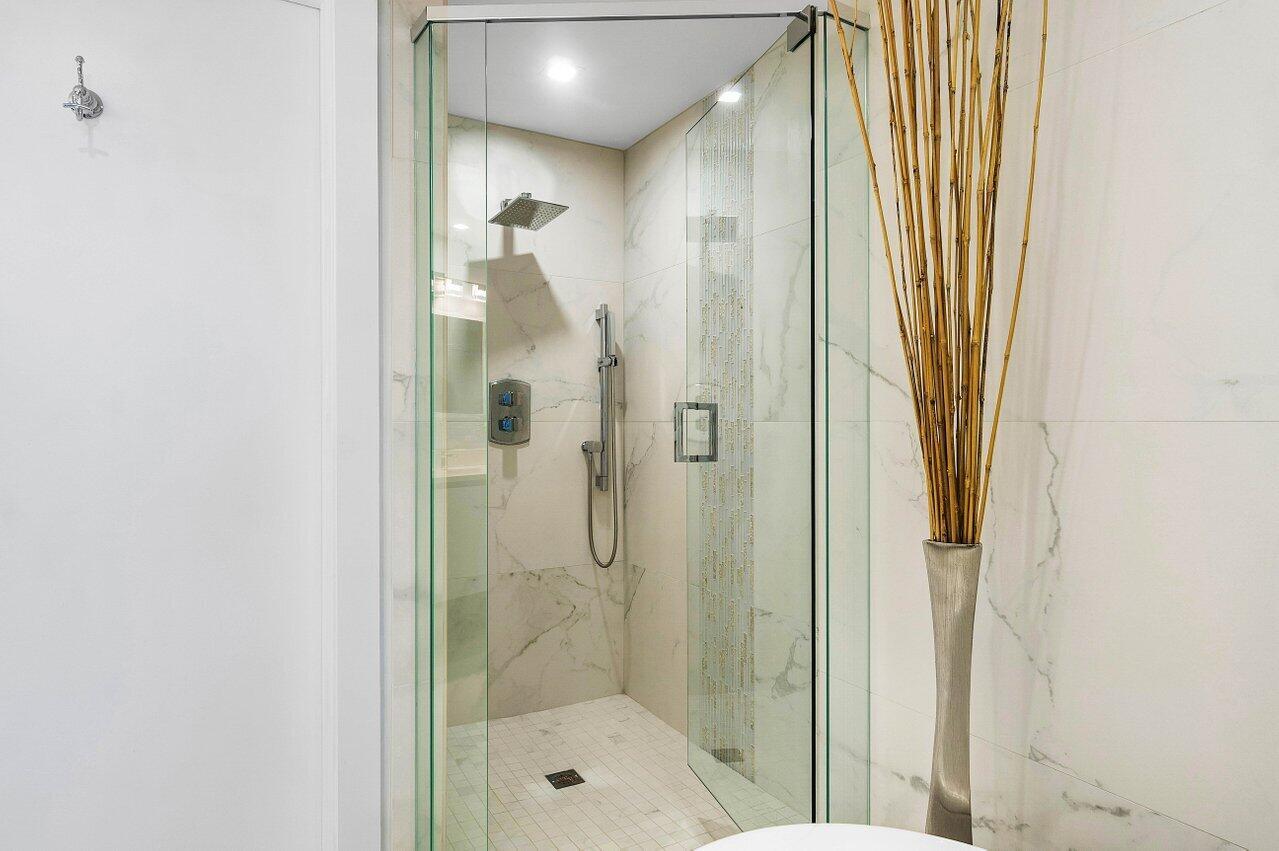 SABBIA BEACH CONDO - Residential