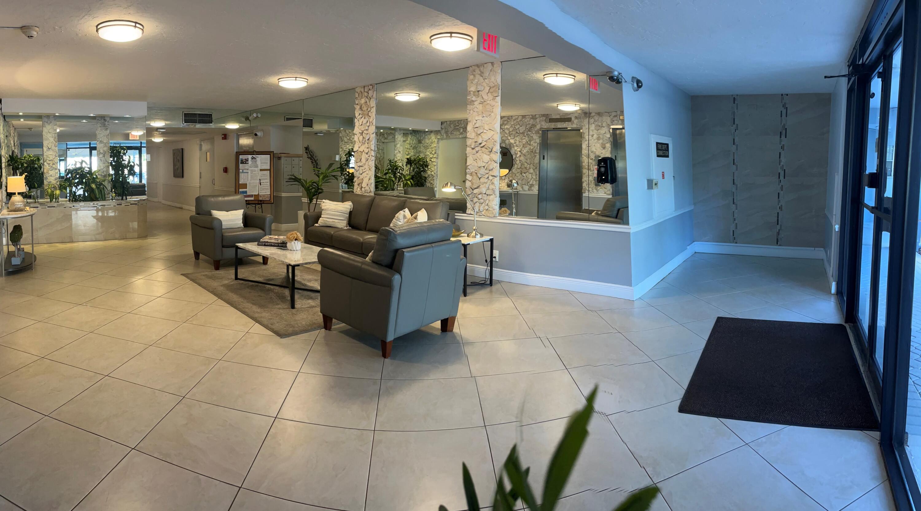 NO 38 PALM-AIRE COUNTRY CLUB 4 - Residential