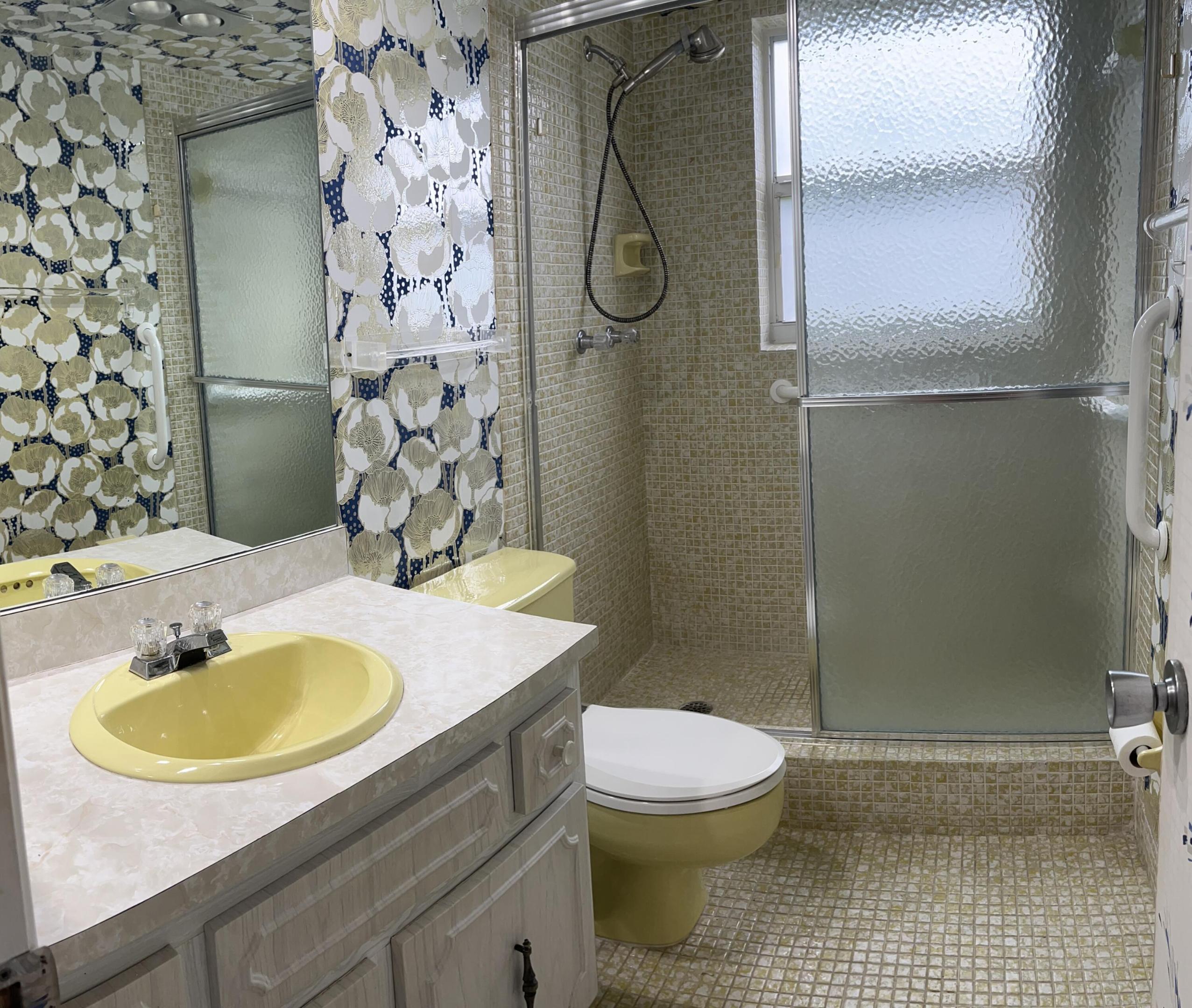 NO 38 PALM-AIRE COUNTRY CLUB 4 - Residential