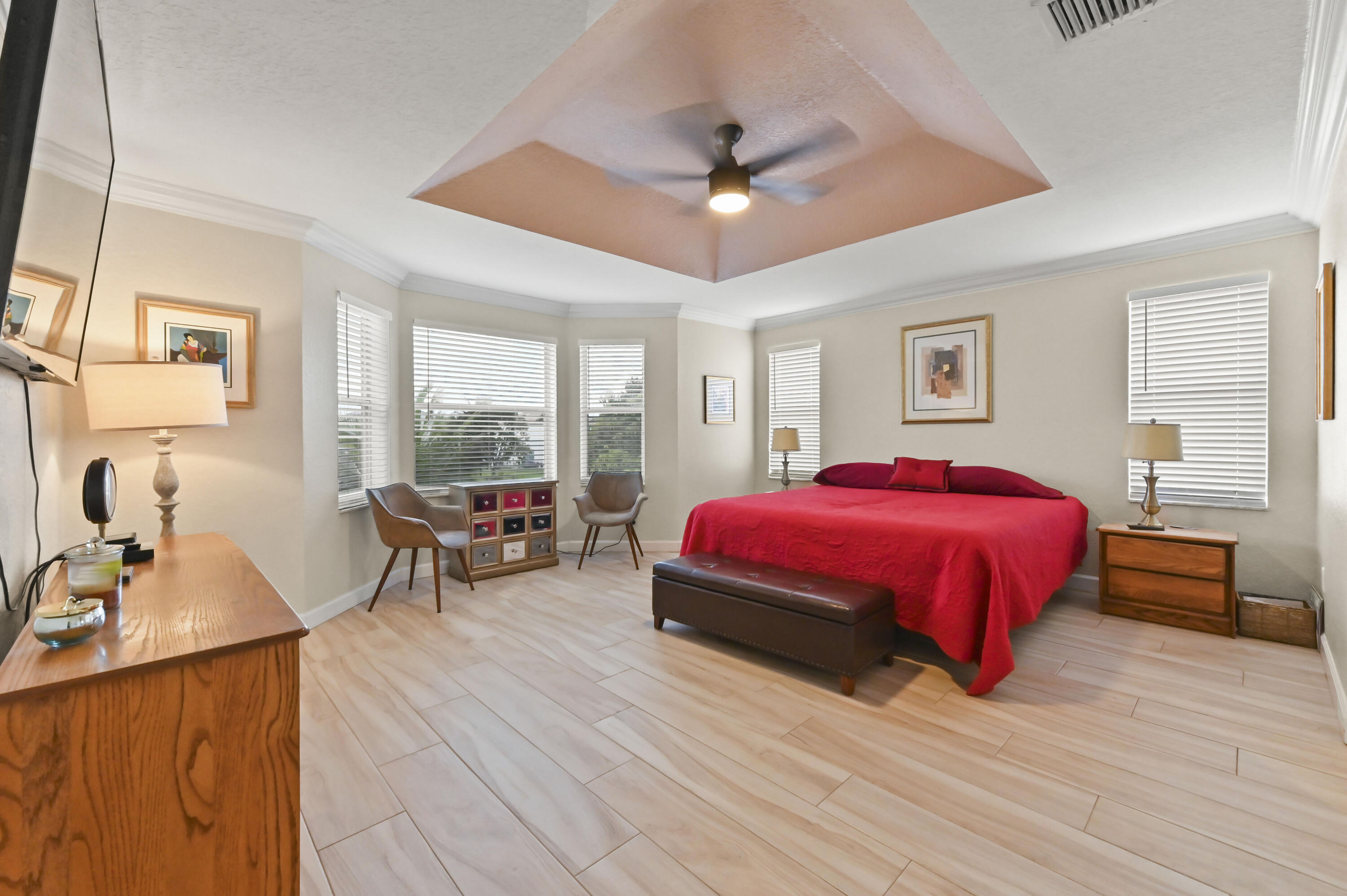 MADISON GREEN - Residential