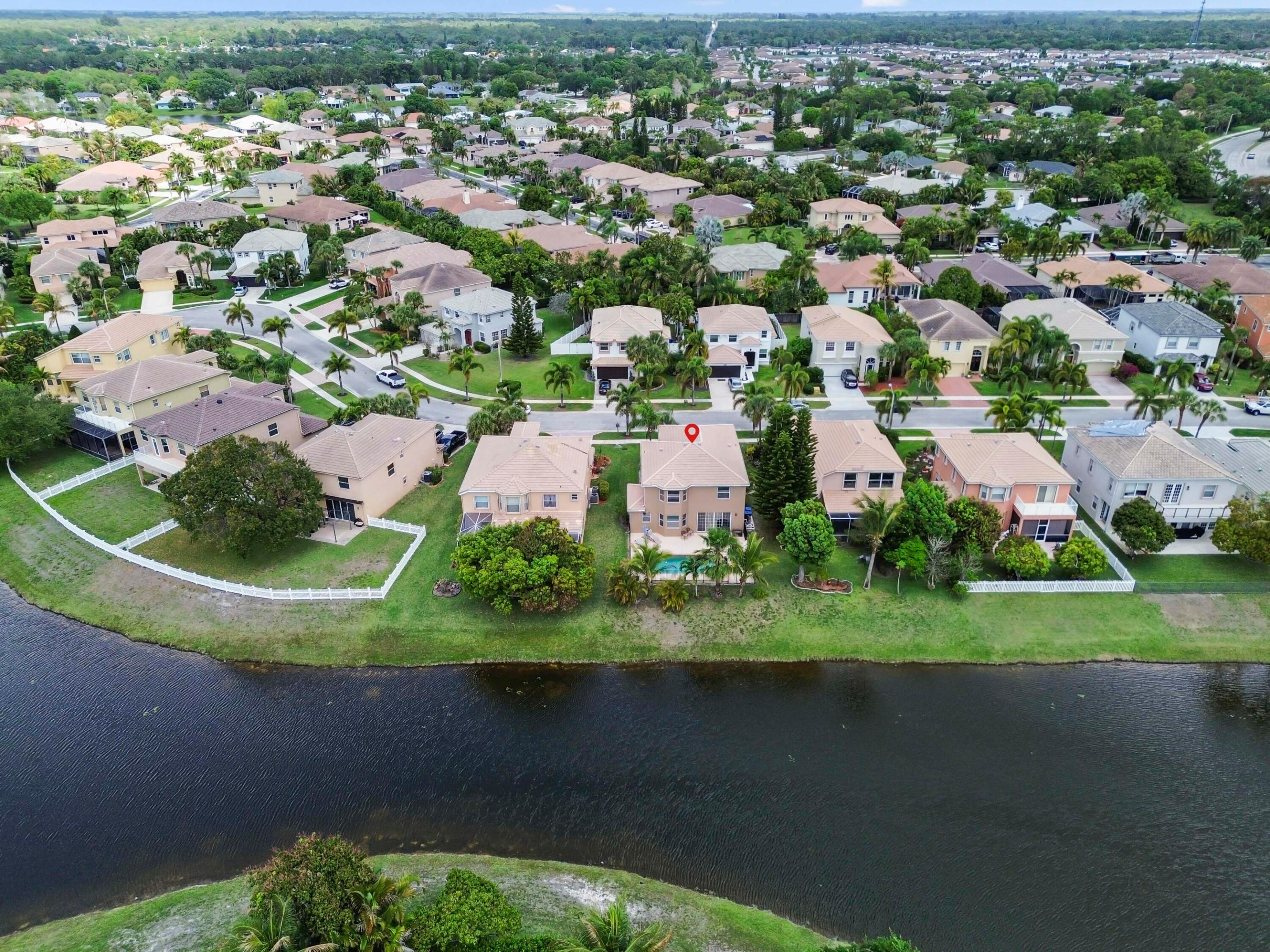 MADISON GREEN - Residential