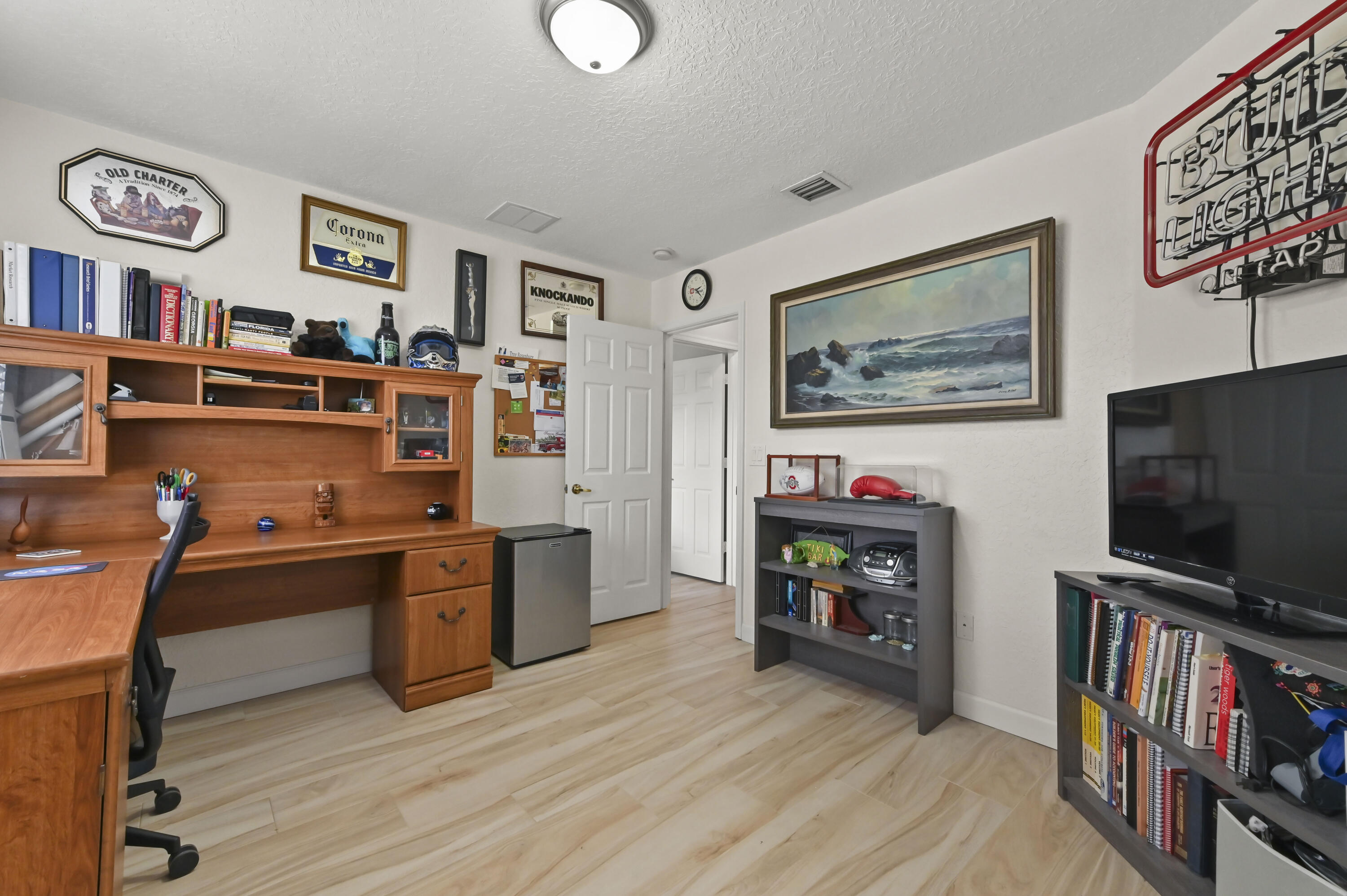 MADISON GREEN - Residential