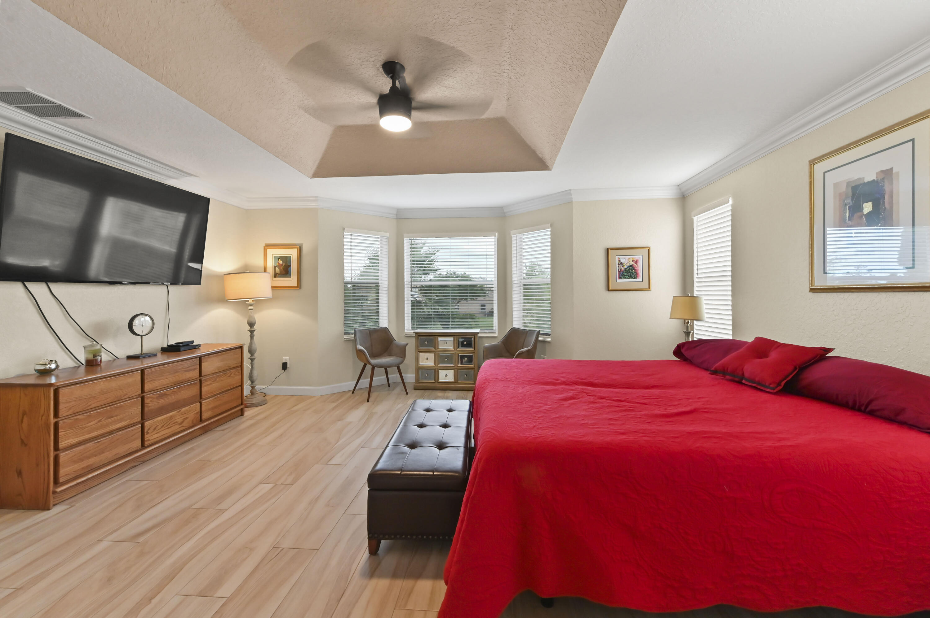 MADISON GREEN - Residential