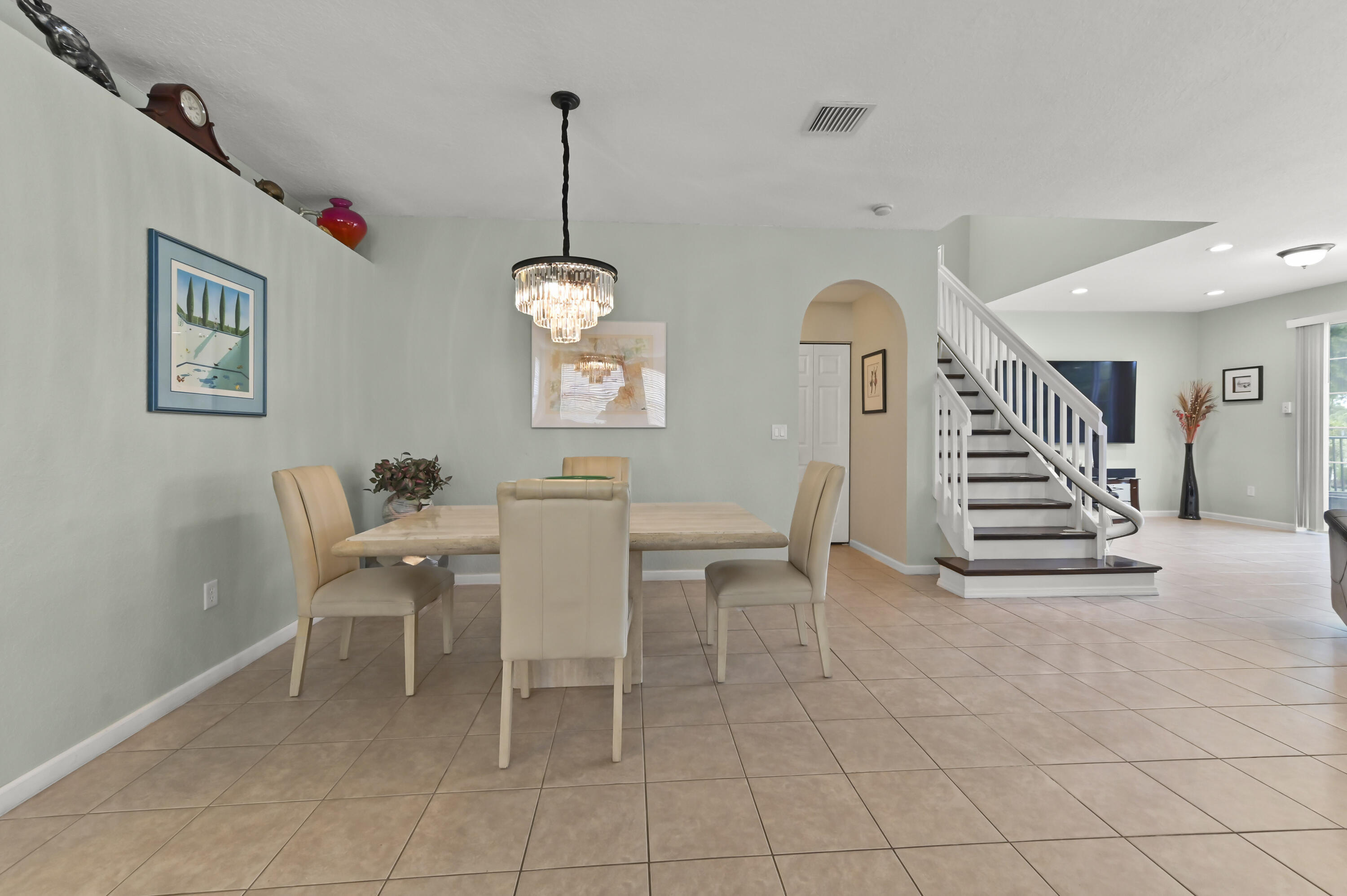 MADISON GREEN - Residential