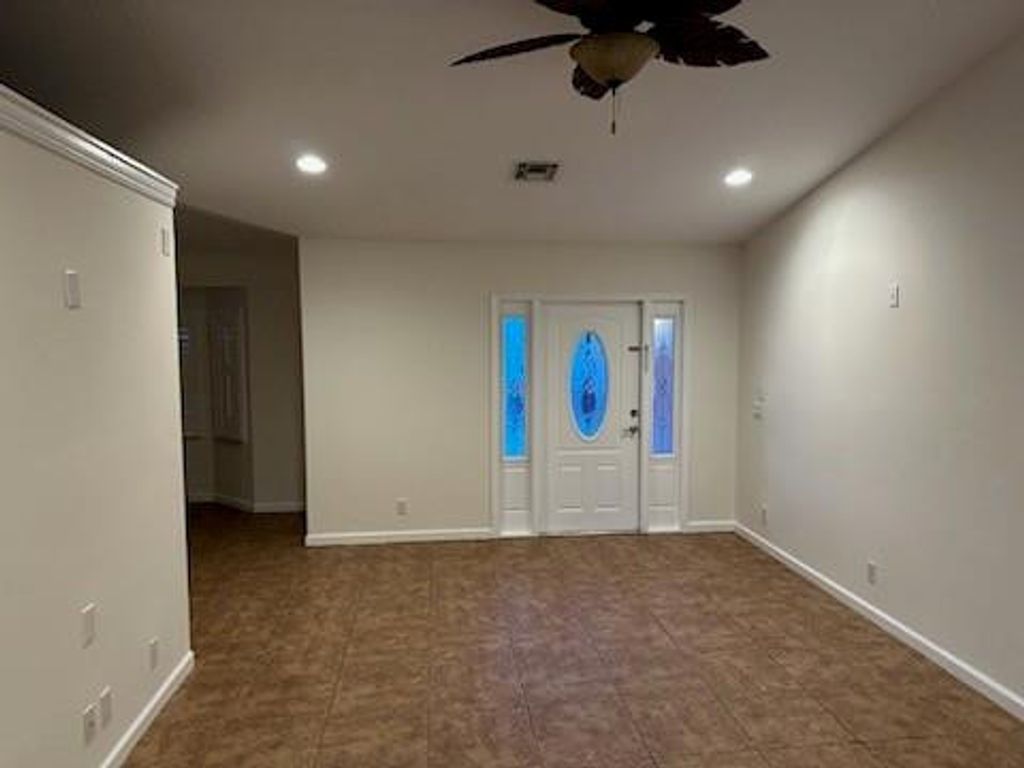 Photo of 807 SW 1st Avenue, Boynton Beach, FL 33426 (MLS # F10450218)