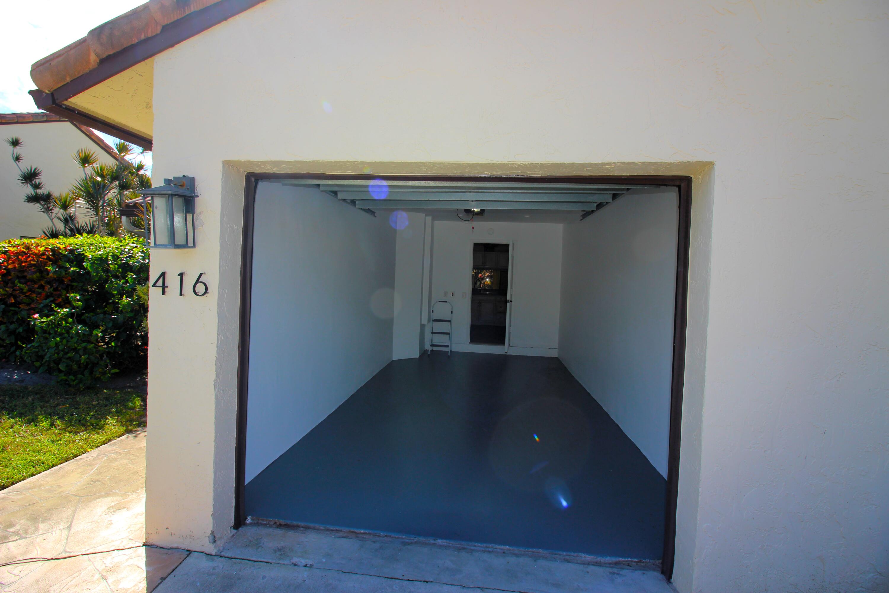 WINDWOOD UNIT I - Residential Lease