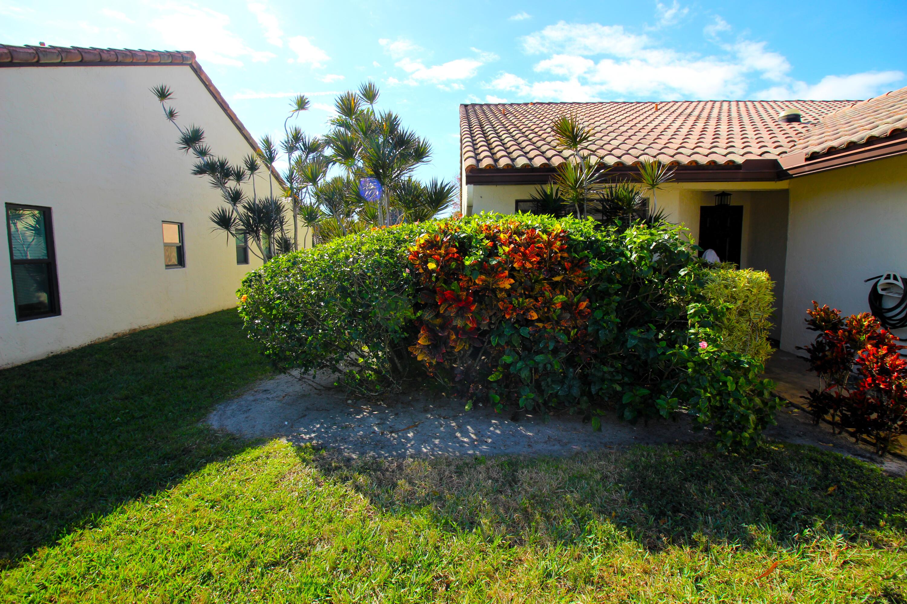 WINDWOOD UNIT I - Residential Lease