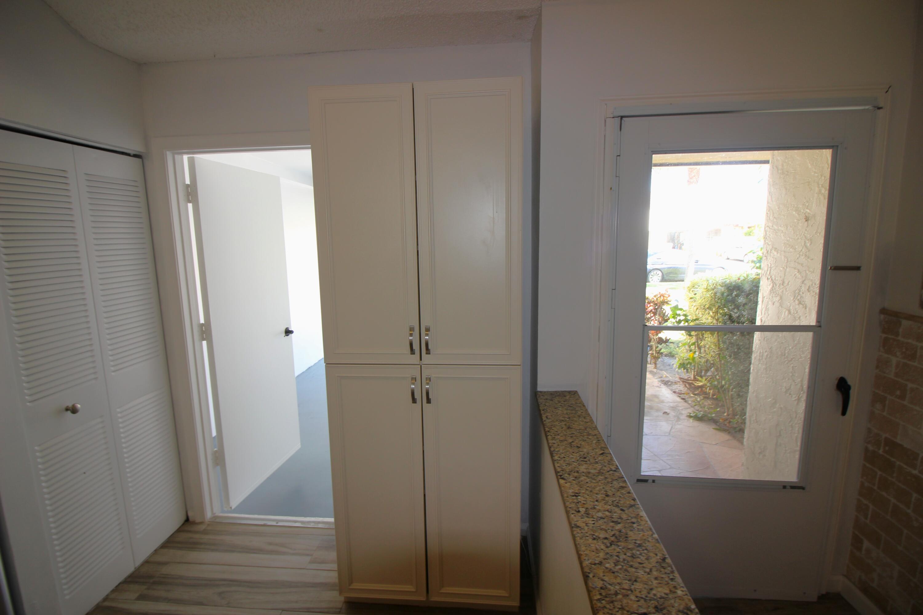 WINDWOOD UNIT I - Residential Lease