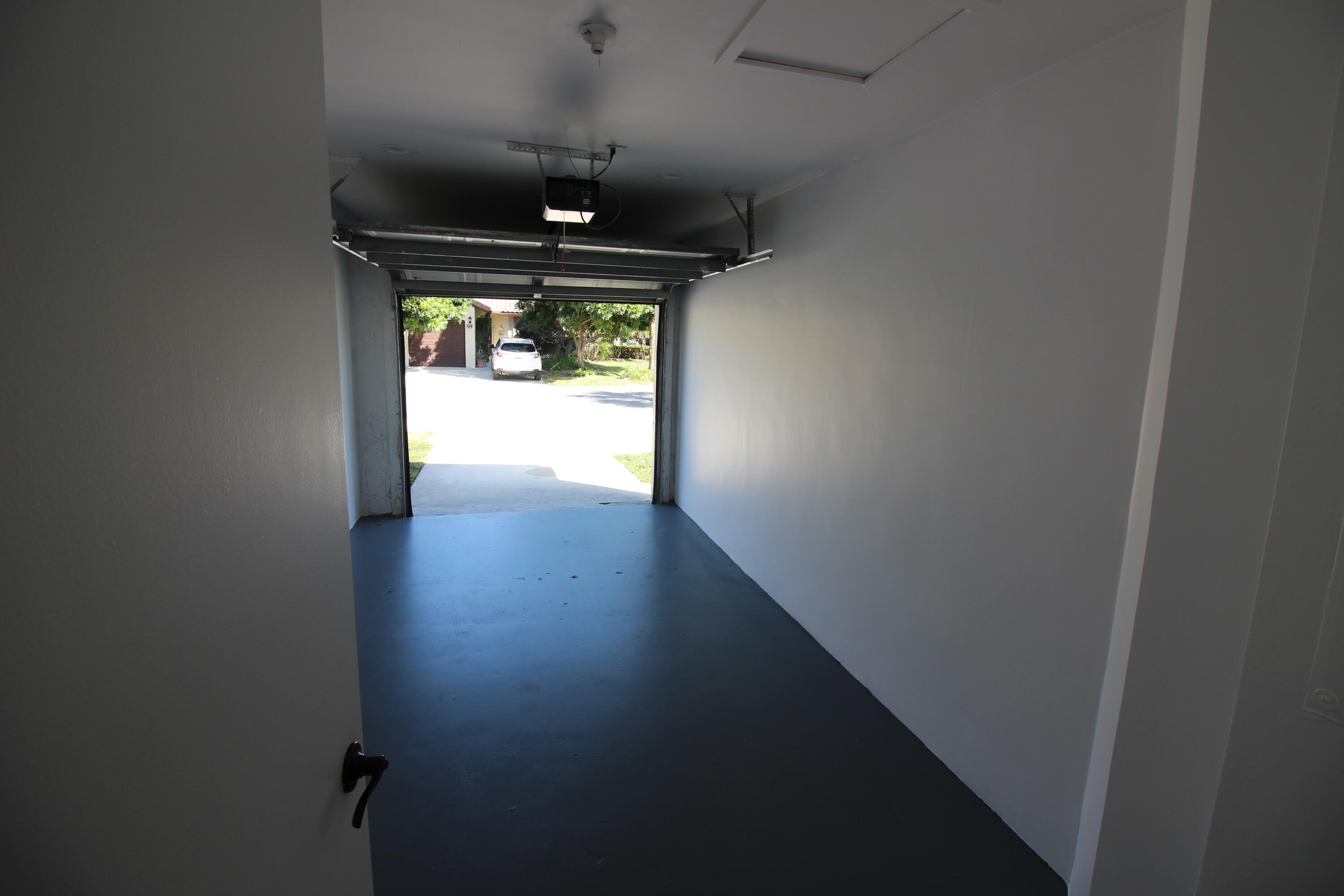 WINDWOOD UNIT I - Residential Lease