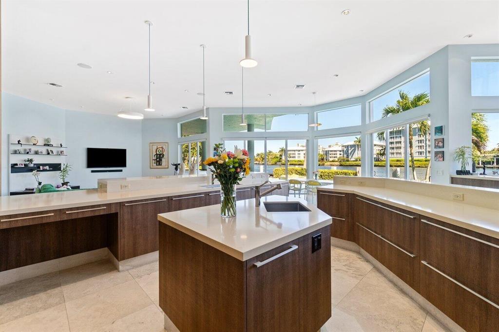 TROPIC ISLE 2ND SEC - Residential