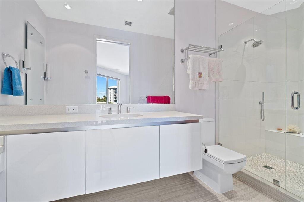 TROPIC ISLE 2ND SEC - Residential