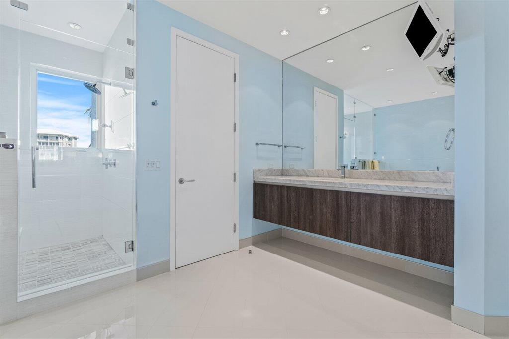 TROPIC ISLE 2ND SEC - Residential