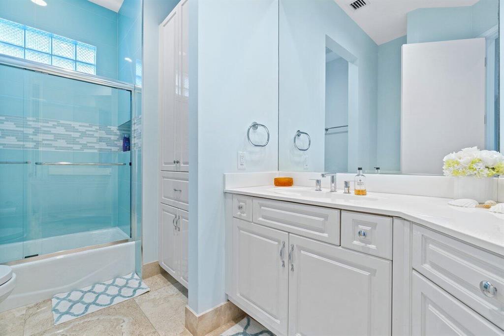 TROPIC ISLE 2ND SEC - Residential