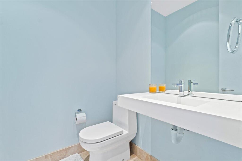 TROPIC ISLE 2ND SEC - Residential