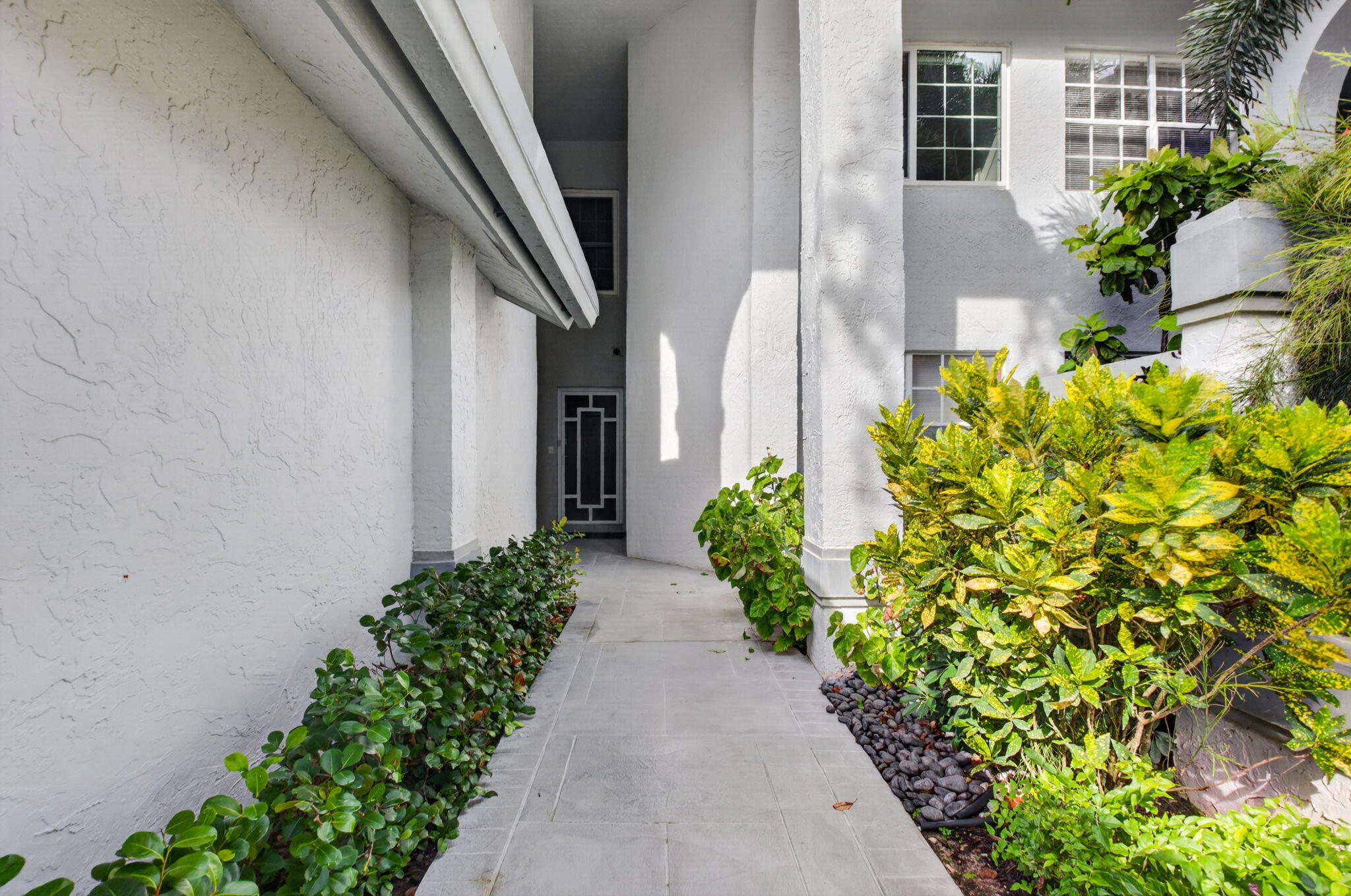 11611 BRIARWOOD Circle 3