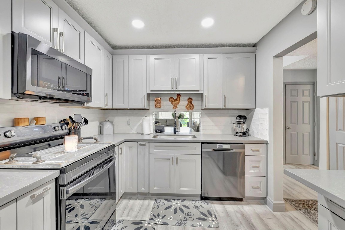 THE CYPRESS AT WOODMONT - Residential