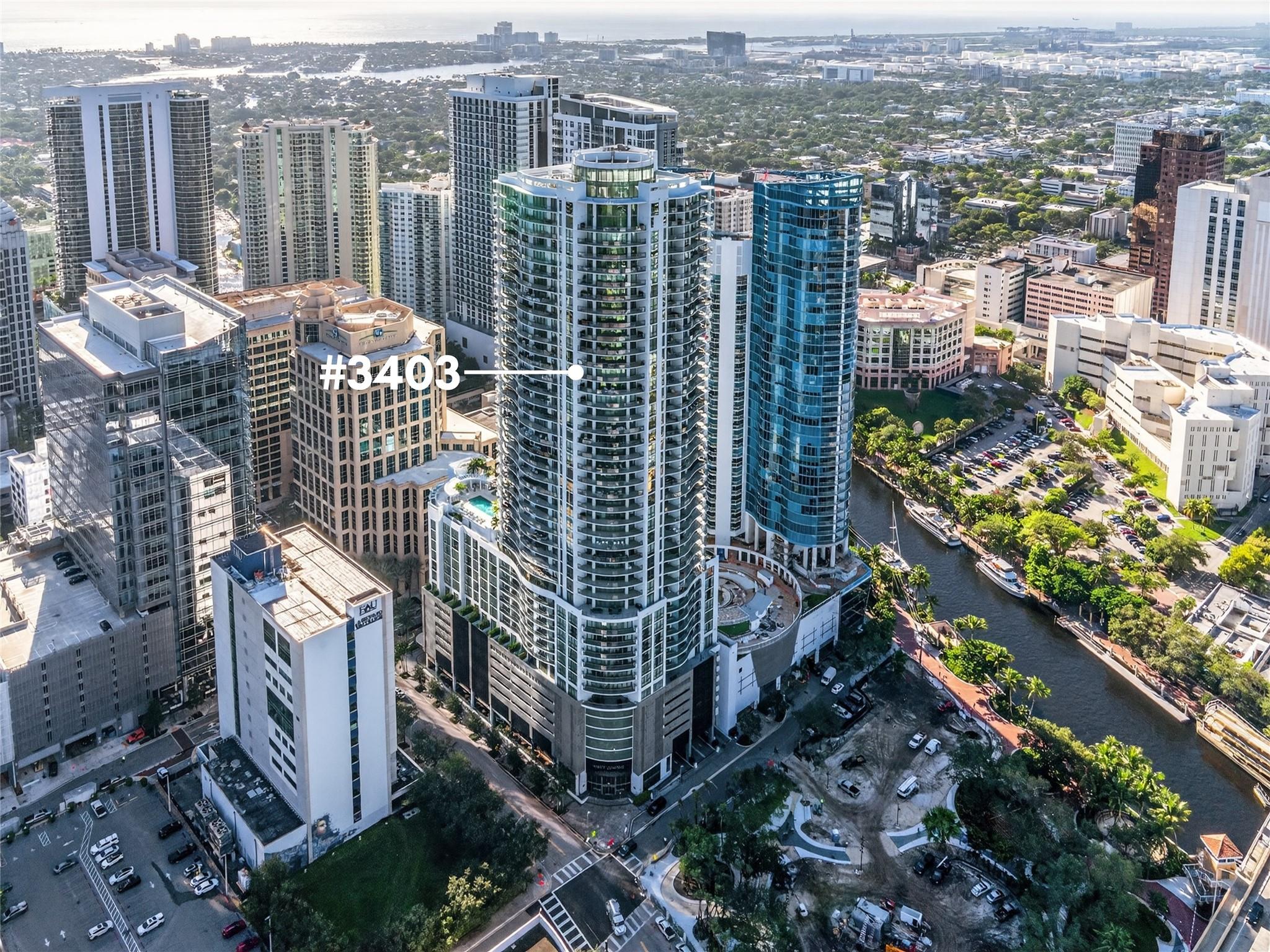 100 Las Olas - Residential