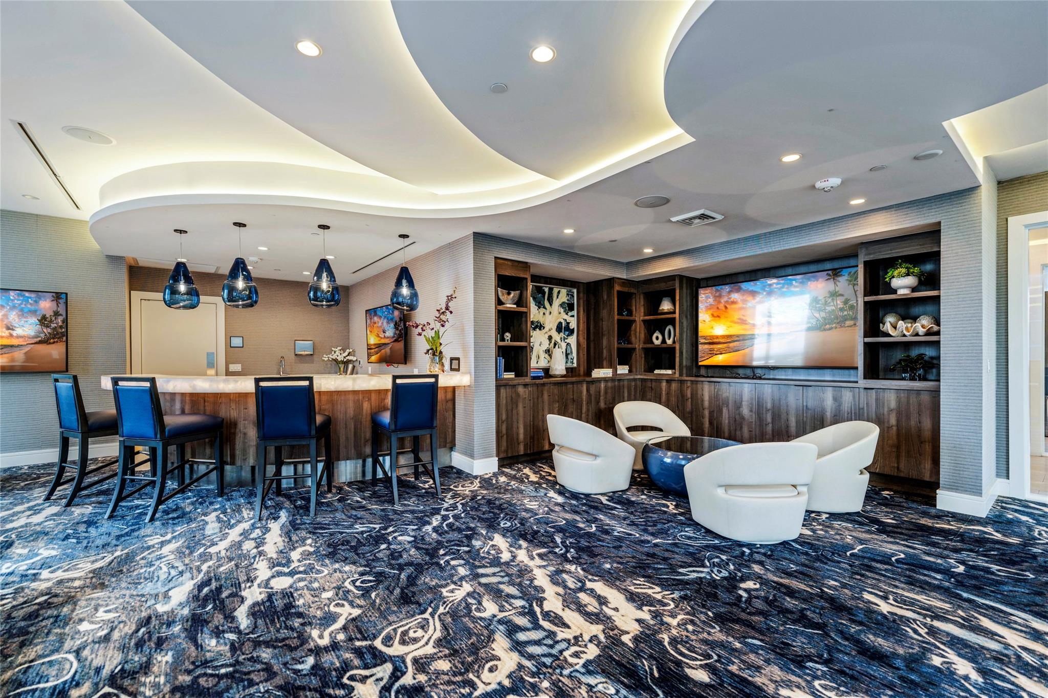 100 Las Olas - Residential
