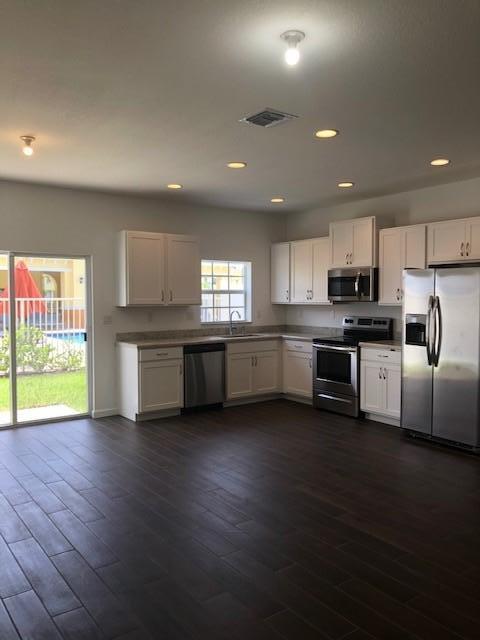 CRICKET CLUB - Residential