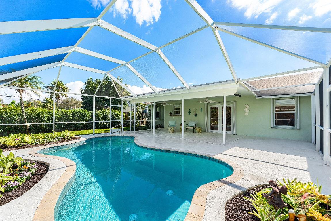 FOREST HILLS - Residential