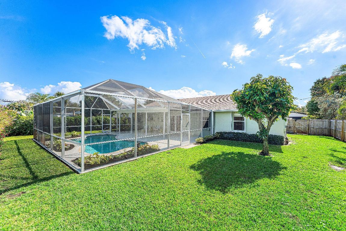 FOREST HILLS - Residential