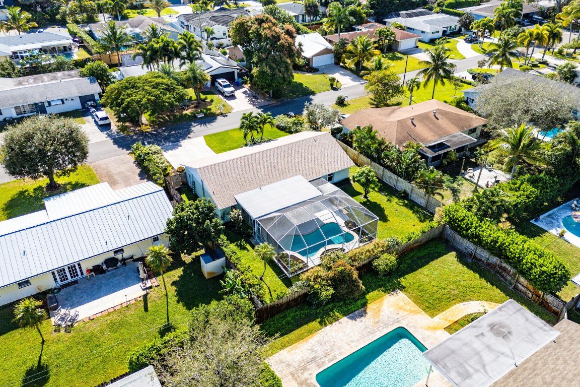 FOREST HILLS - Residential