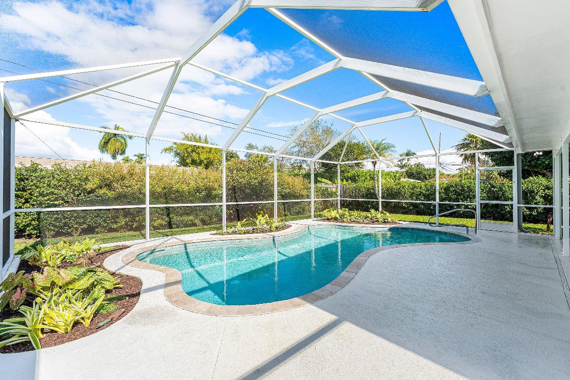 FOREST HILLS - Residential