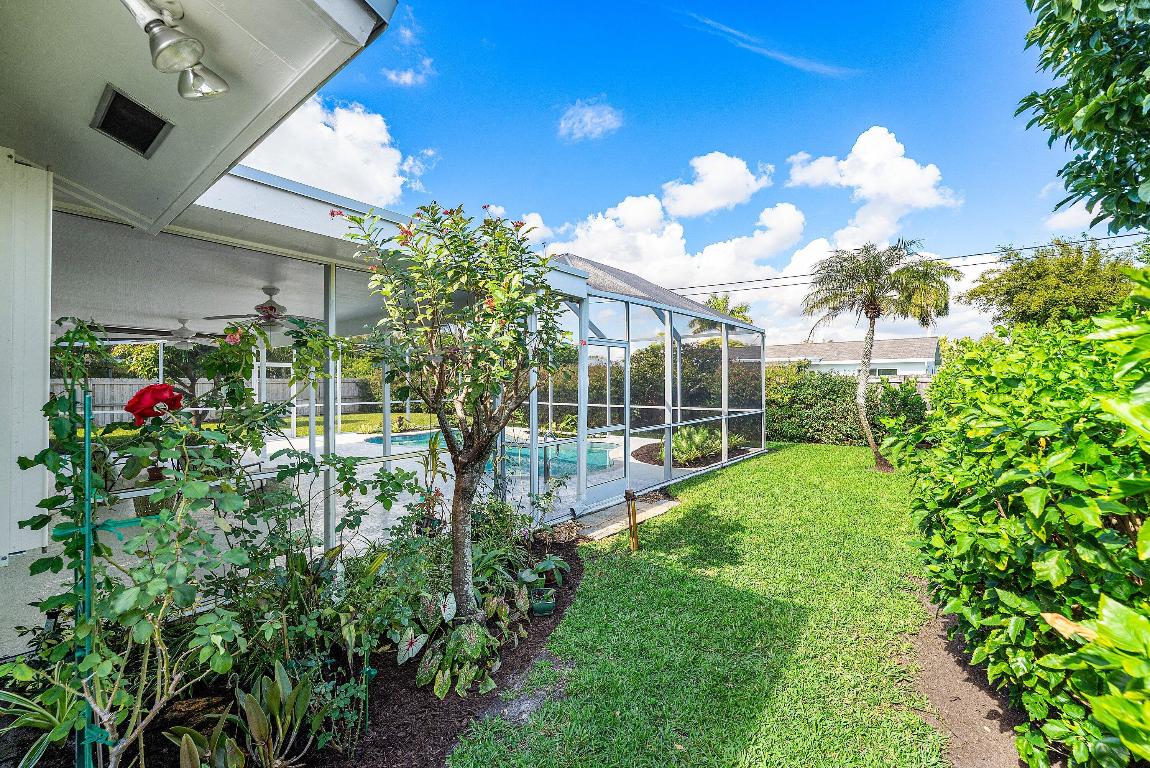 FOREST HILLS - Residential