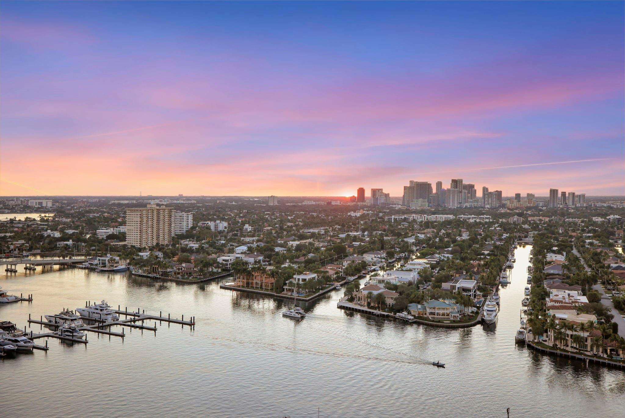 SELENE OCEANFRONT RESIDEN - Residential