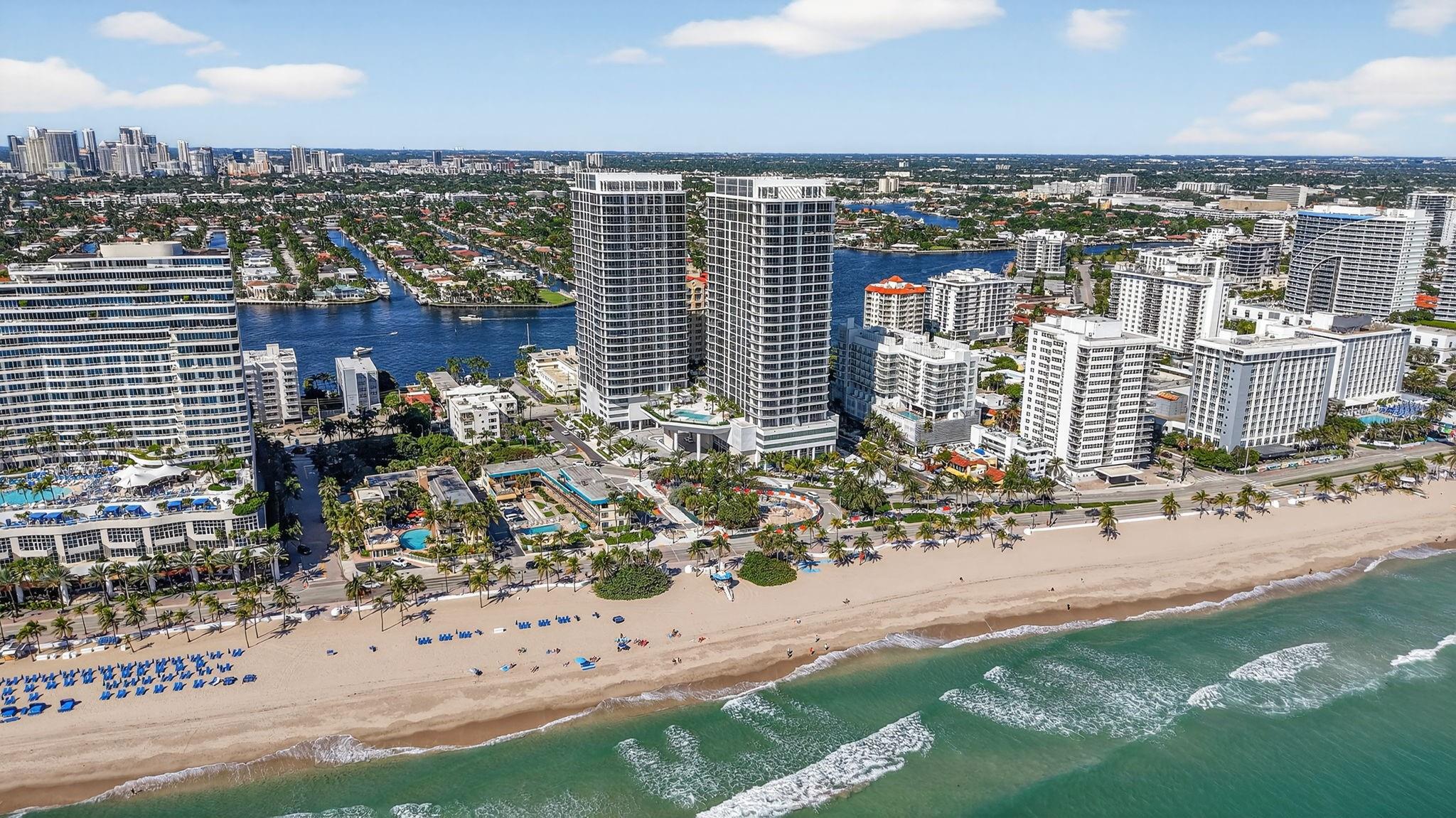 SELENE OCEANFRONT RESIDEN - Residential