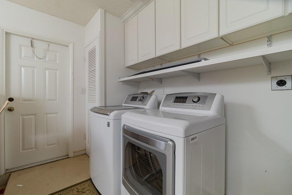 BEDFORD MEWS AT WELLINGTO - Residential