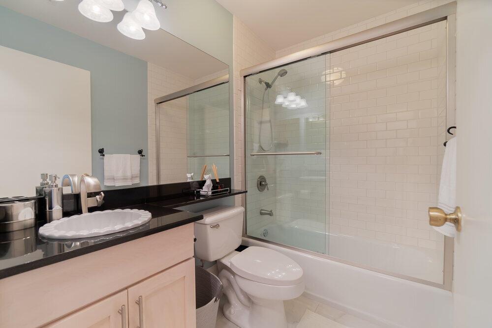 BEDFORD MEWS AT WELLINGTO - Residential