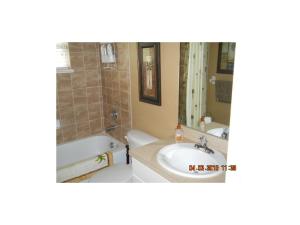 SEBASTIAN HIGHLANDS SUB UNIT 11 - Residential