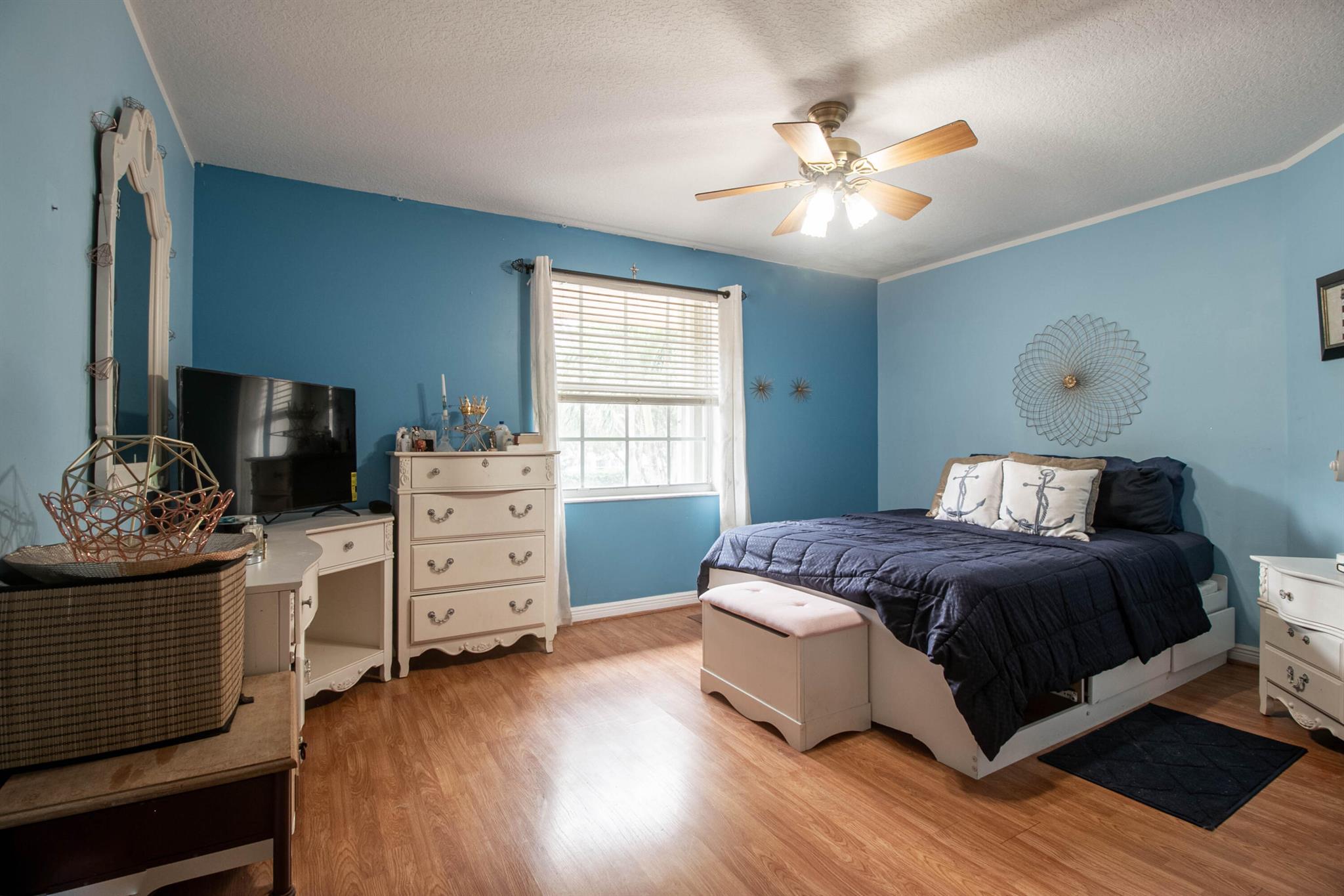 MADISON GREEN 1 - Residential