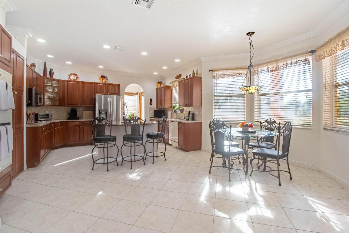 MADISON GREEN 1 - Residential