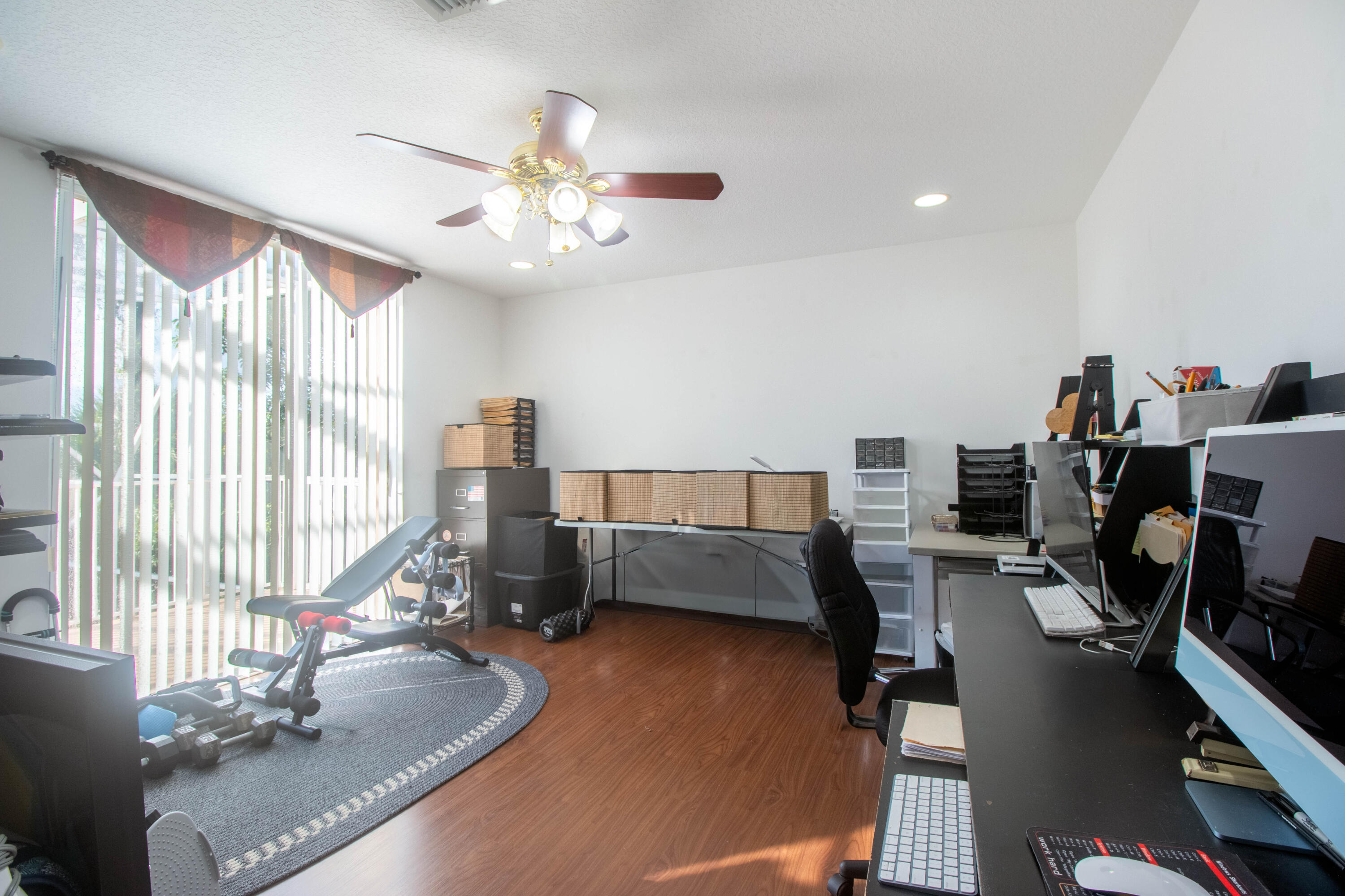 MADISON GREEN 1 - Residential