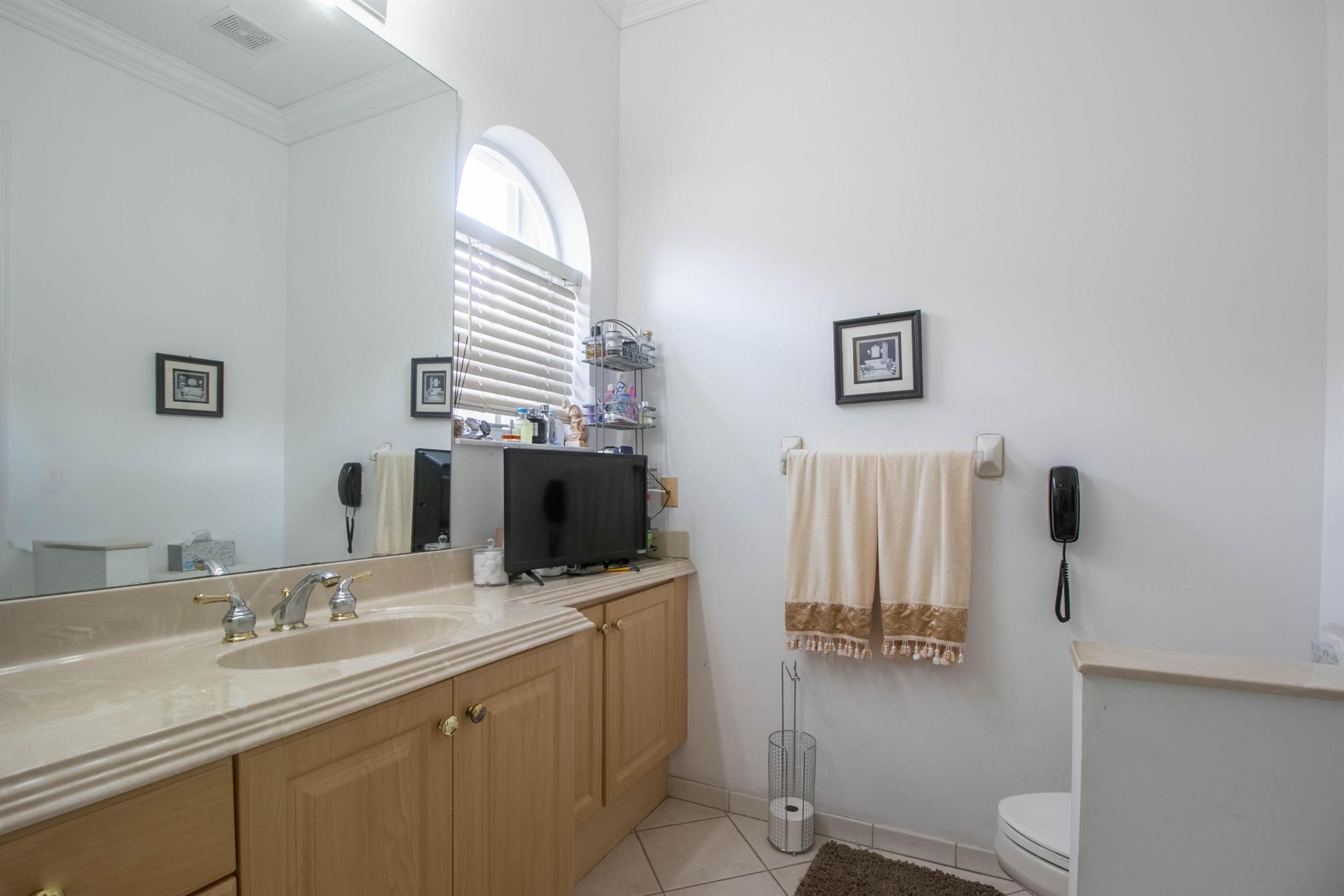 MADISON GREEN 1 - Residential