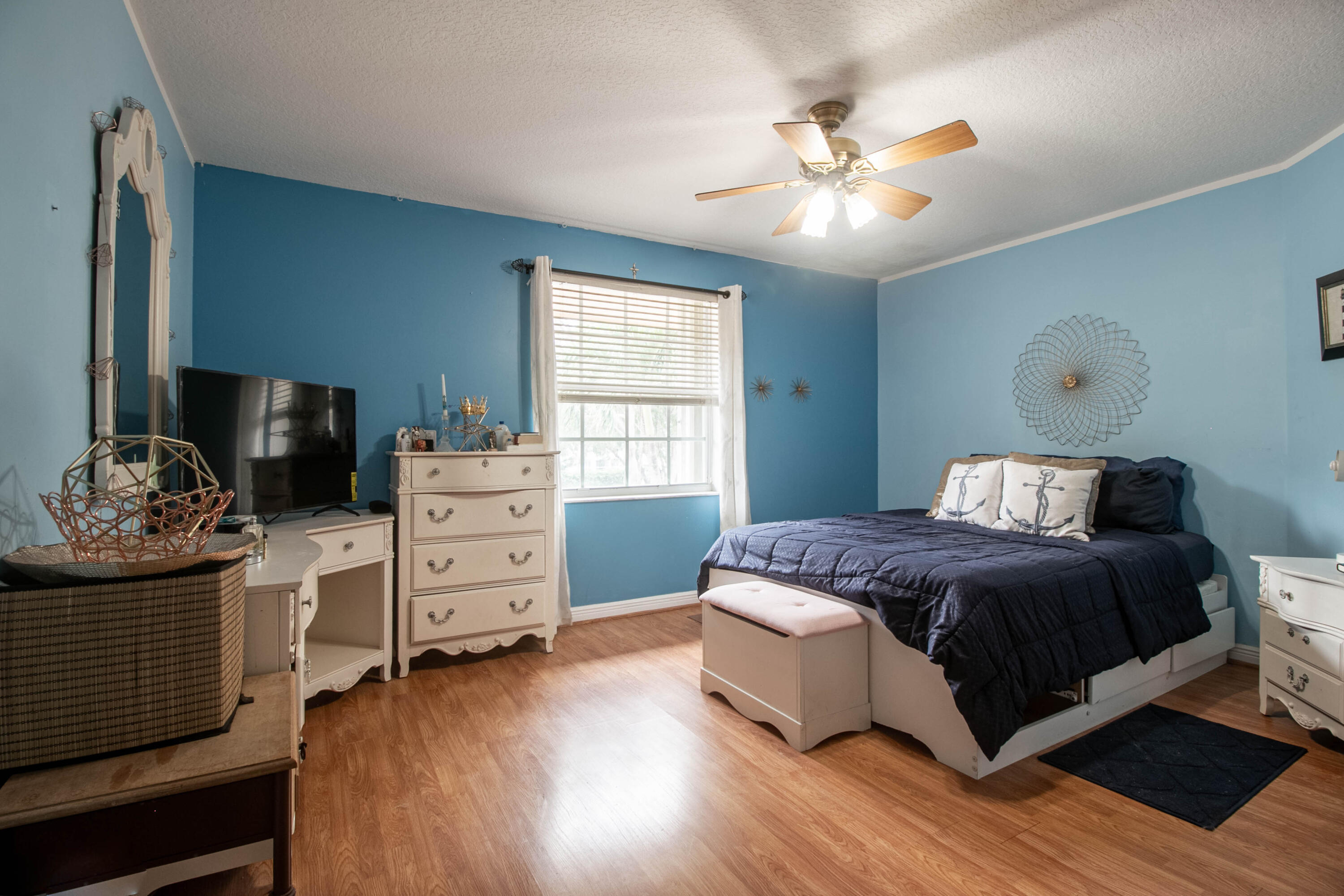 MADISON GREEN 1 - Residential