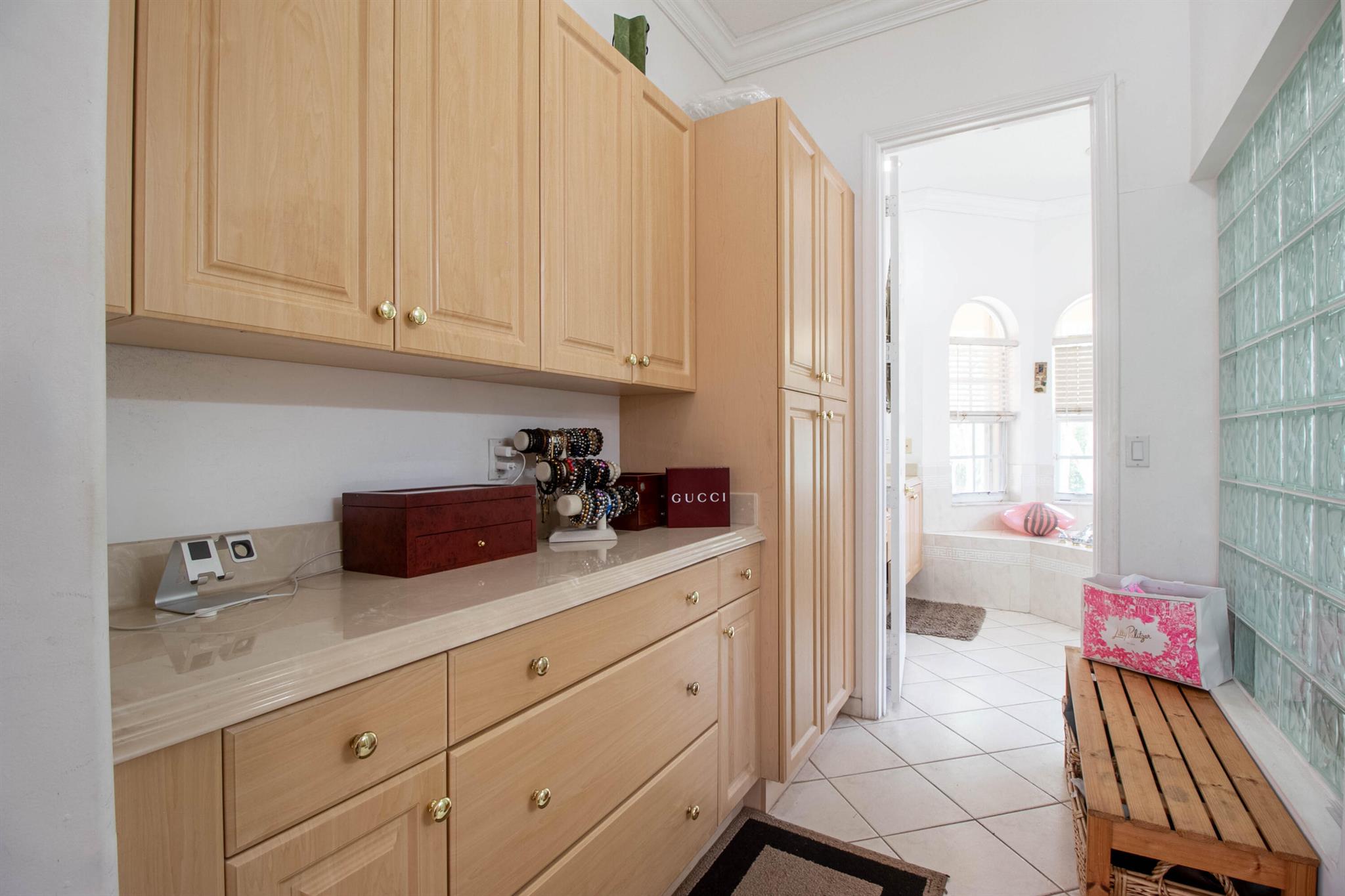 MADISON GREEN 1 - Residential