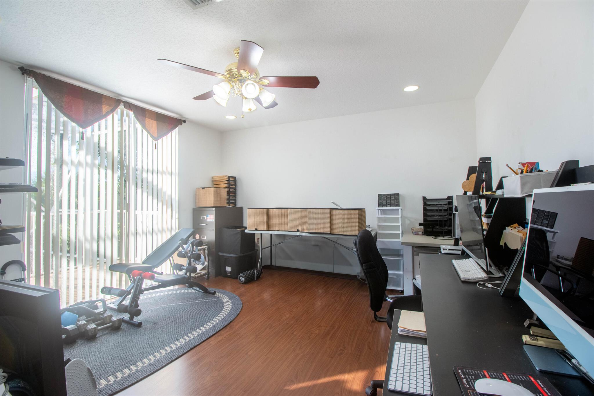 MADISON GREEN 1 - Residential