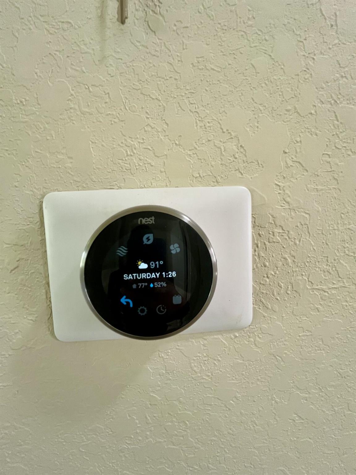 THE ISLES AT OAKLAND - Residential Lease