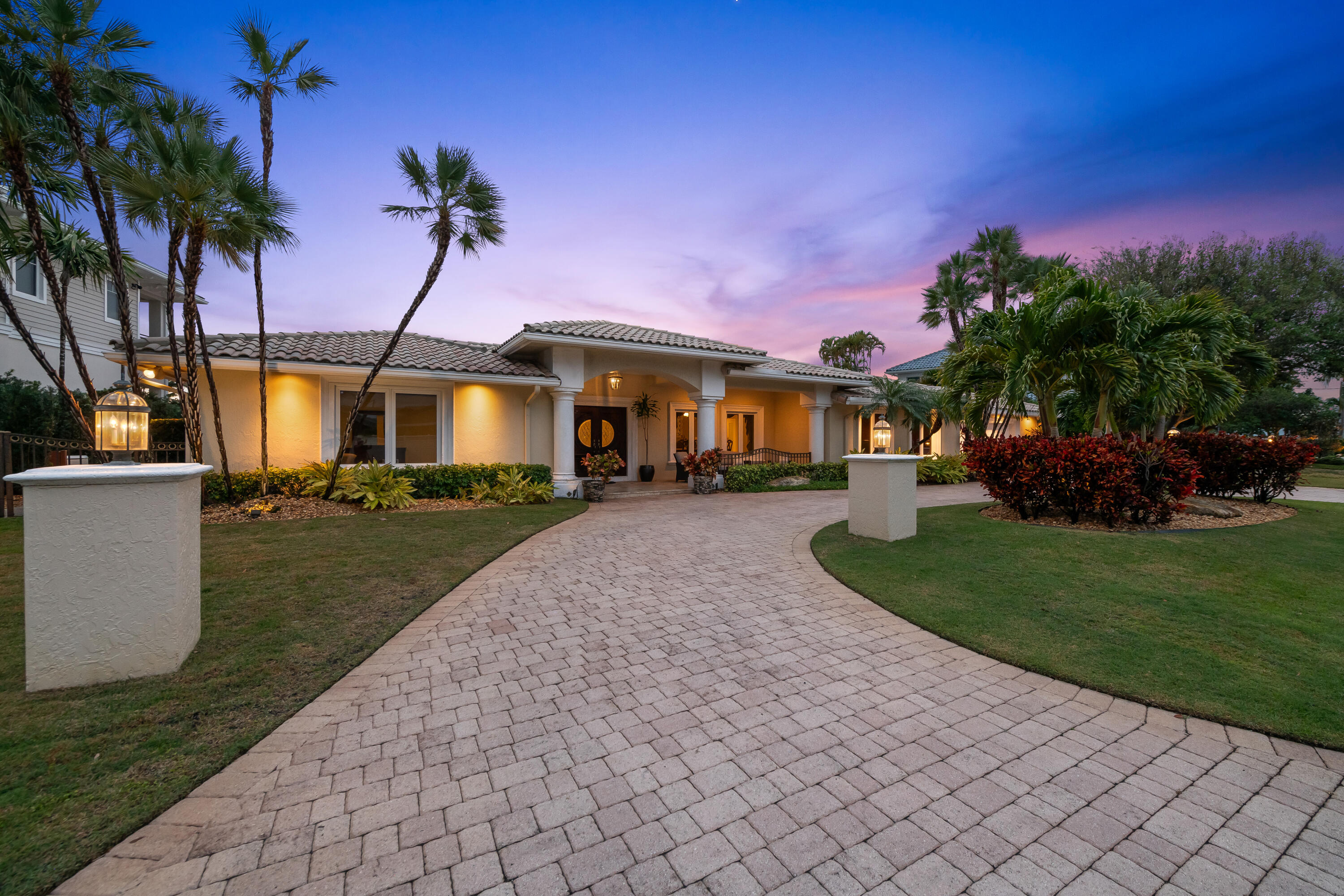 LIGHTHOUSE POINT 6TH SEC - Residential