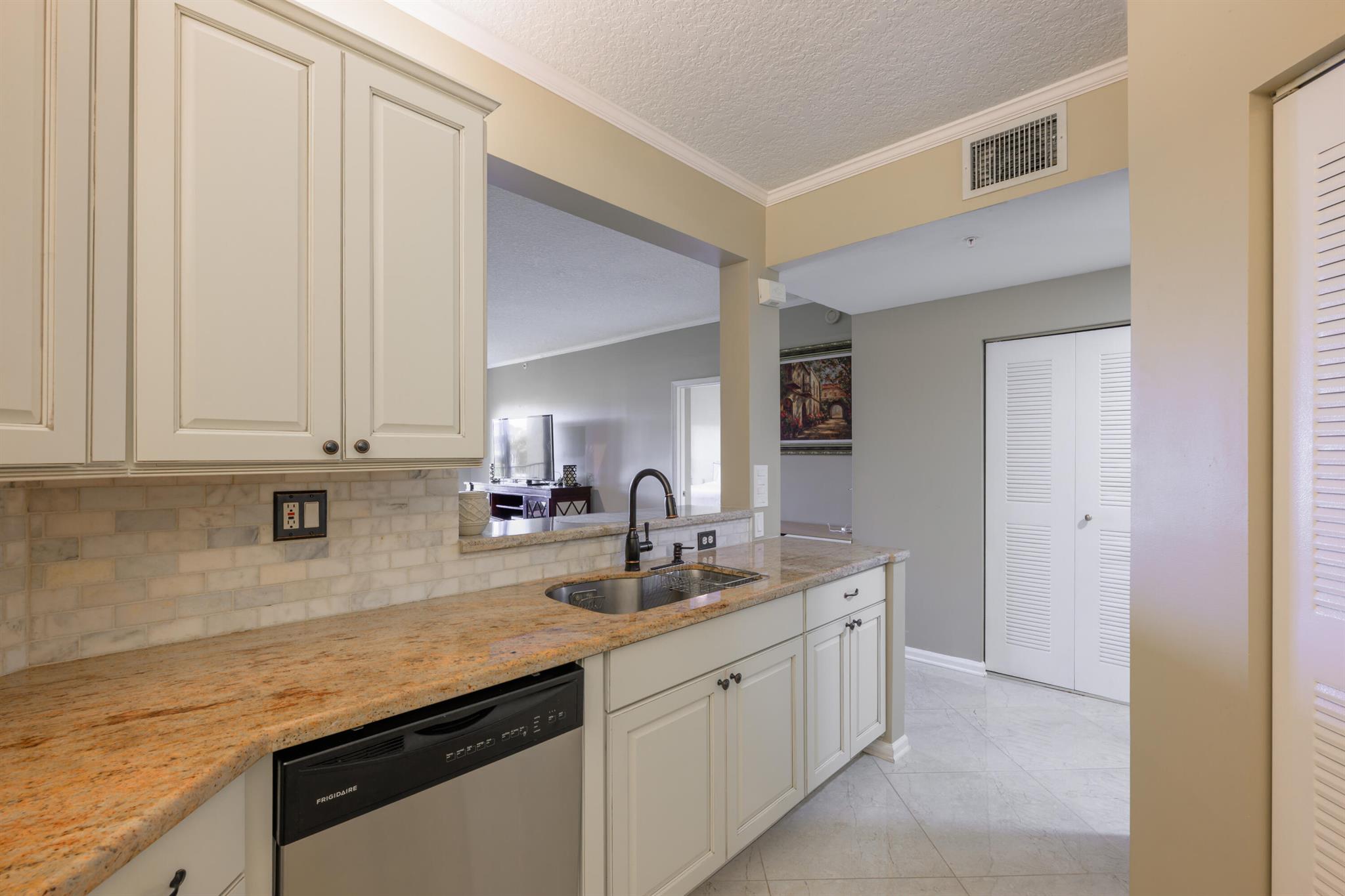 OCEAN TRACE CONDO - Residential Lease